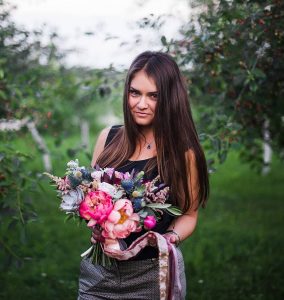 Главная 12 Букет, который говорит за вас: как "Блумифай" превращает цветы в эмоции
